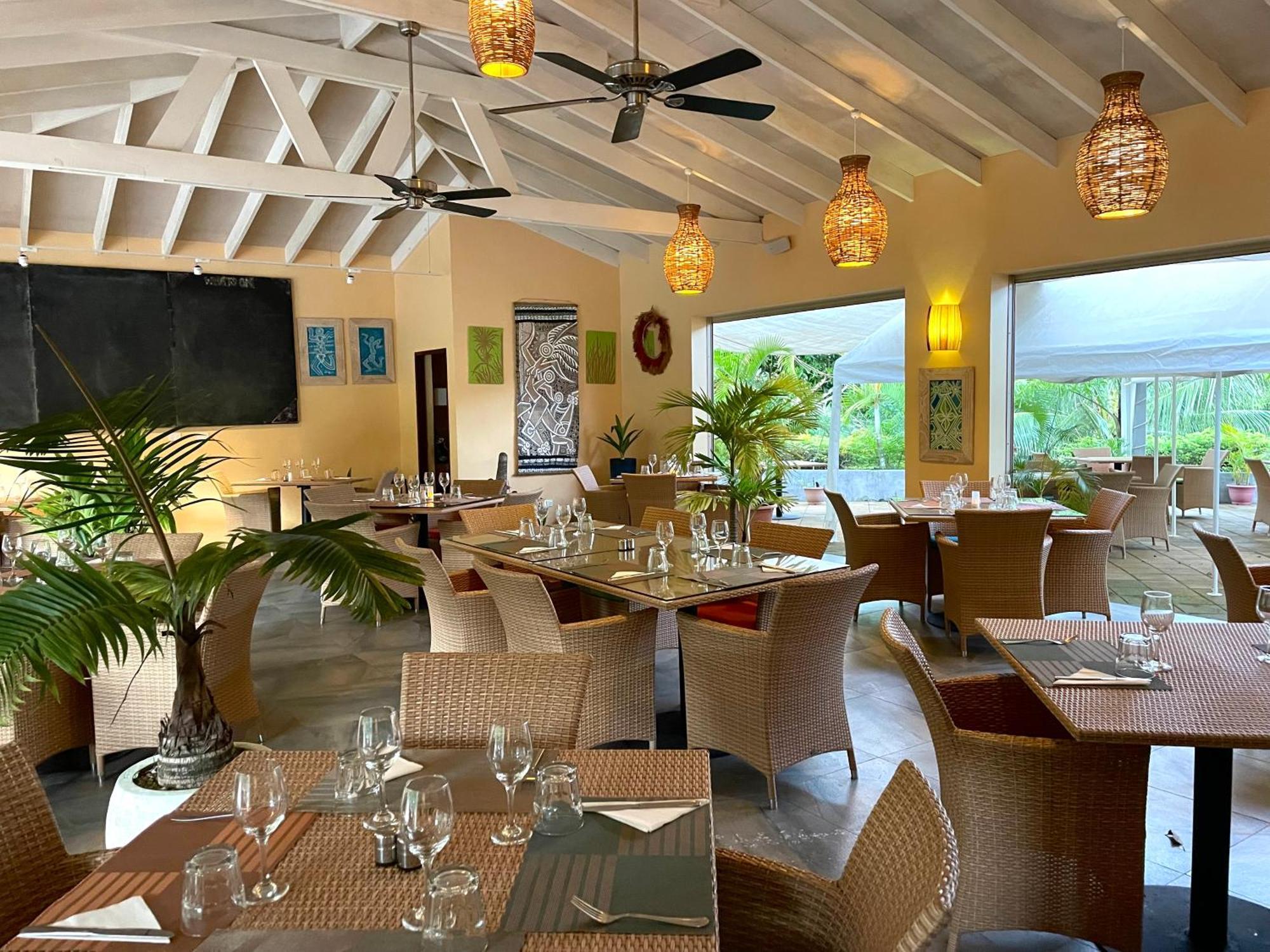 Nasama Resort Port-Vila Extérieur photo
