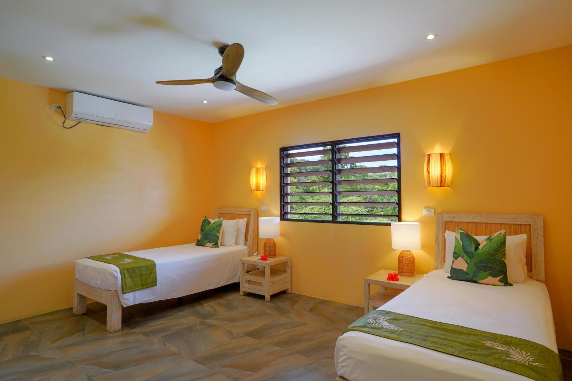 Nasama Resort Port-Vila Extérieur photo